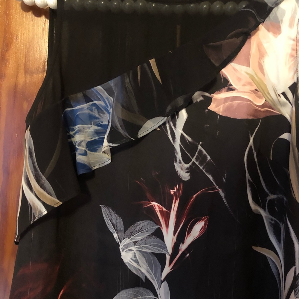 WHBM blouse - Picture 2 of 7